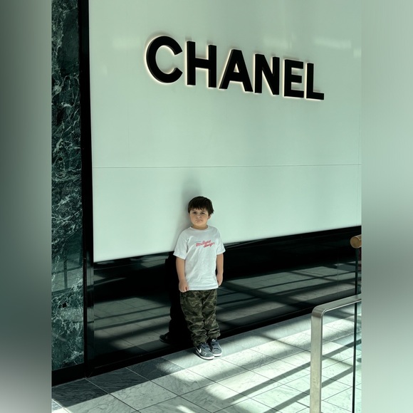 LIKE THIS TO BE NOTIFIED WHEN I GO LIVE 🥰 - Picture 2 of 6